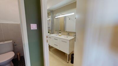 Photo du 170 Avenue Roger Salengro, 69100 Villeurbanne, France Villeurbanne