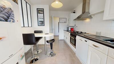 Photo du 8 Avenue Salvador Allende, 69100 Villeurbanne, France Villeurbanne