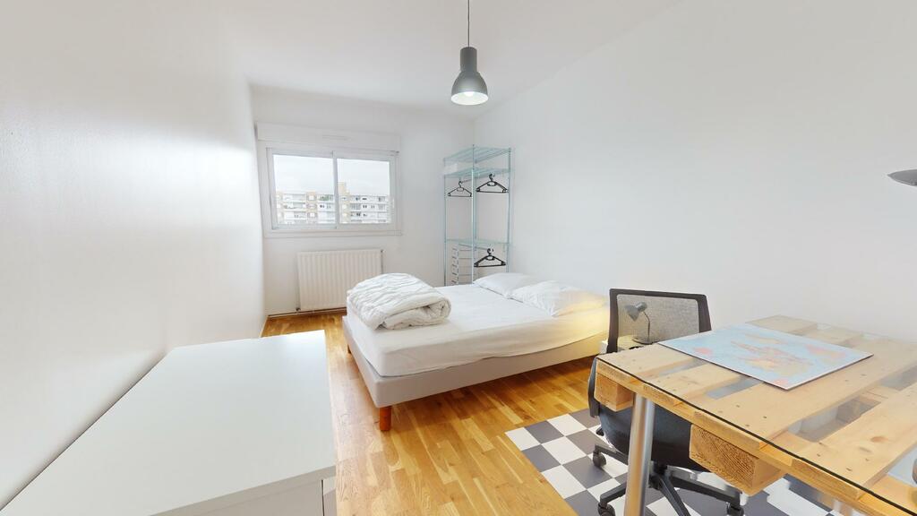 Photo du 8 Avenue Salvador Allende, 69100 Villeurbanne, France Villeurbanne