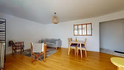 Photo du 76 Rue Émile Cossonneau, 93330 Neuilly-sur-Marne, France Neuilly-sur-Marne