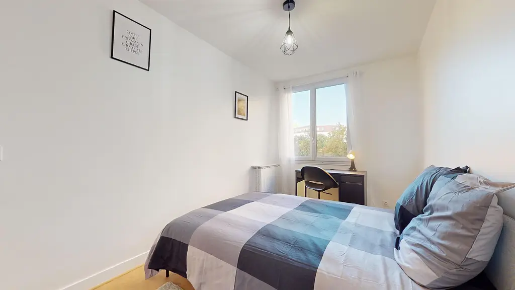 Photo du 5 Avenue Du Général Leclerc, 94200 Ivry-sur-Seine, France Ivry-sur-Seine