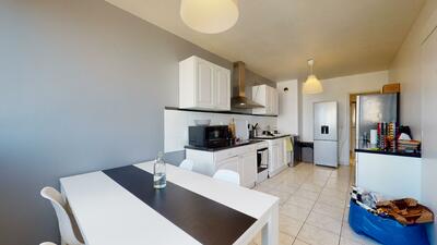 Photo du 427 cours Émile zola, 69100 Villeurbanne, France Villeurbanne