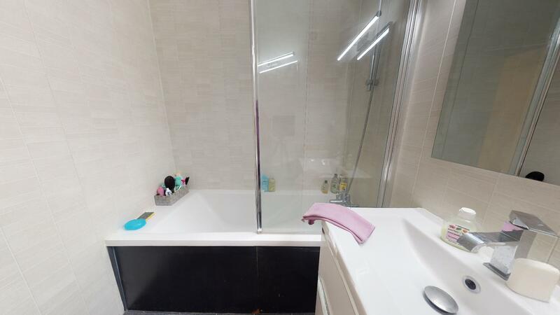 Photo du 427 cours Émile zola, 69100 Villeurbanne, France Villeurbanne