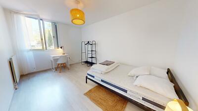 Photo du 12 Rue Ludovic Bonin, 69200 Vénissieux, France Vénissieux