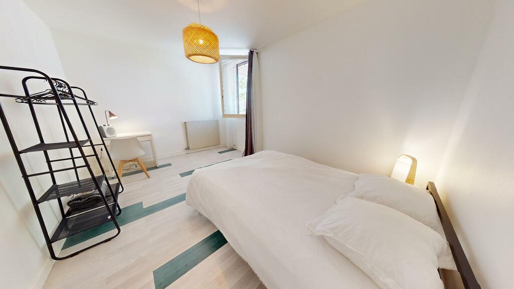 Photo du 12 Rue Ludovic Bonin, 69200 Vénissieux, France Vénissieux