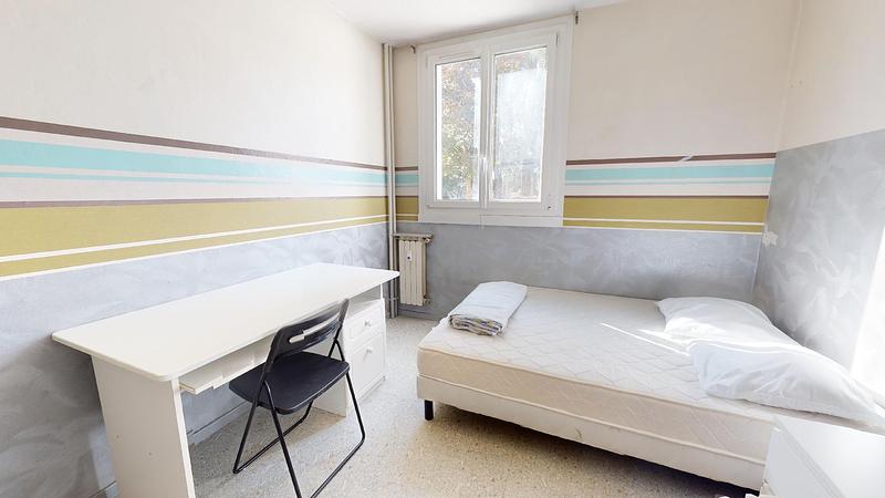 Photo du 60ter Rue Christian Lacouture, 69500 Bron, France Bron