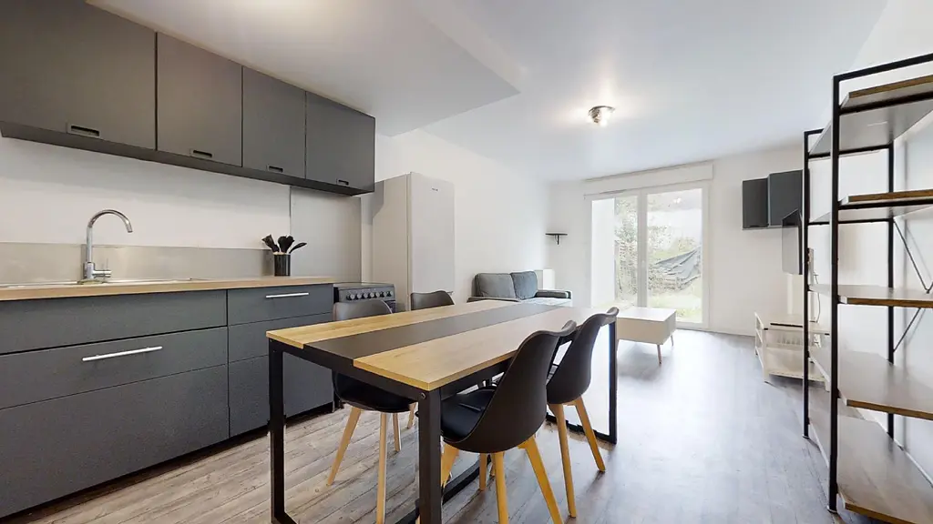 Photo du 7 Rue Plaisances, 78711 Mantes-la-Ville, France Mantes-la-Ville