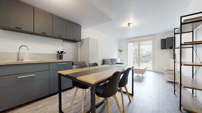 Photo du 7 Rue Plaisances, 78711 Mantes-la-Ville, France Mantes-la-Ville