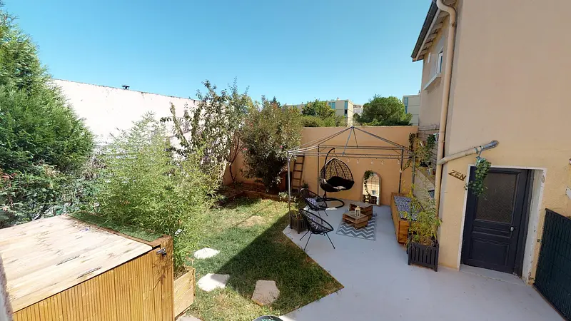 Photo du 11 Rue Jules Cambon, 69008 Lyon, France Lyon