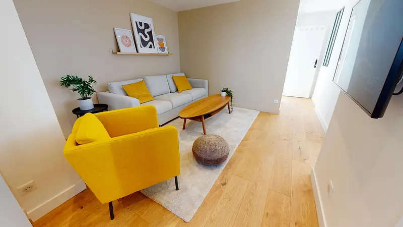 Photo du 28 Rue Édouard Branly, 69500 Bron, France Bron