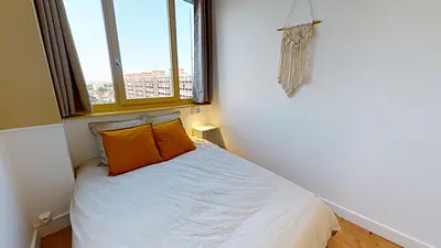 Photo du 28 Rue Édouard Branly, 69500 Bron, France Bron