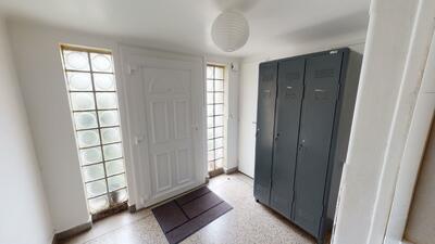 Photo du 23 Rue Niepce, 63000 Clermont-Ferrand, France Clermont-Ferrand