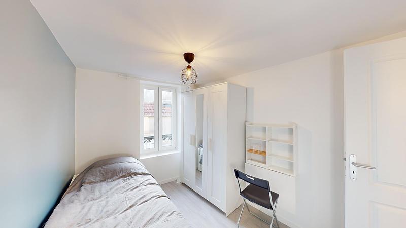 Photo du 2 Rue Platrière, 77000 Melun, France Melun