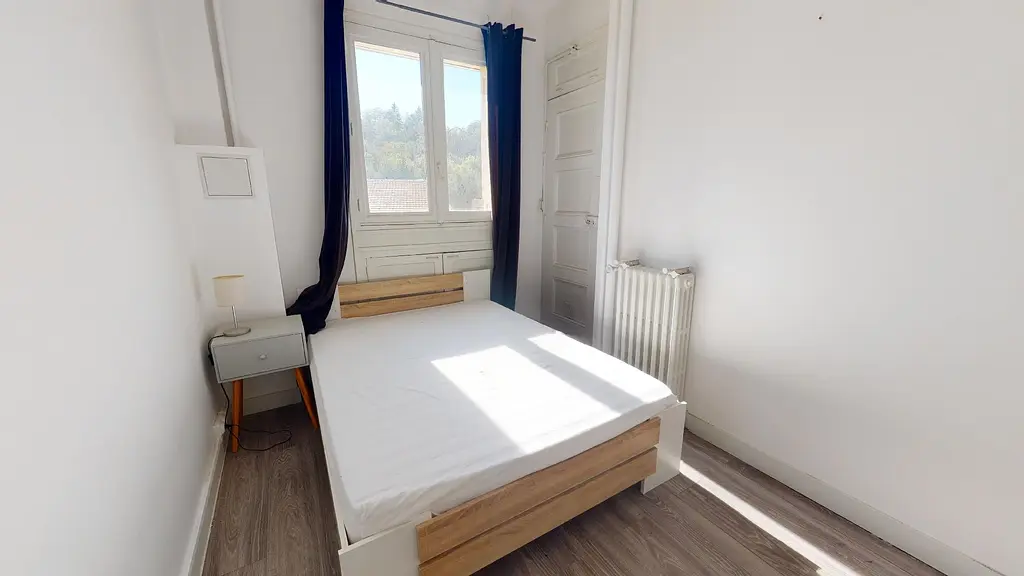 Photo du 44 Rue Des Docteurs Charcot, 42100 Saint-Étienne, France Saint-Étienne