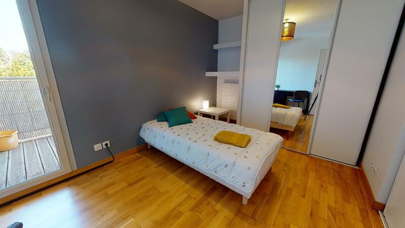 Photo du 104 Boulevard De L'europe, 69310 Oullins-Pierre-Bénite, France Oullins-Pierre-Bénite