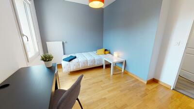 Photo du 104 Boulevard De L'europe, 69310 Oullins-Pierre-Bénite, France Oullins-Pierre-Bénite