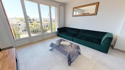 Photo du 21 Rue Collomb, 69500 Bron, France Bron