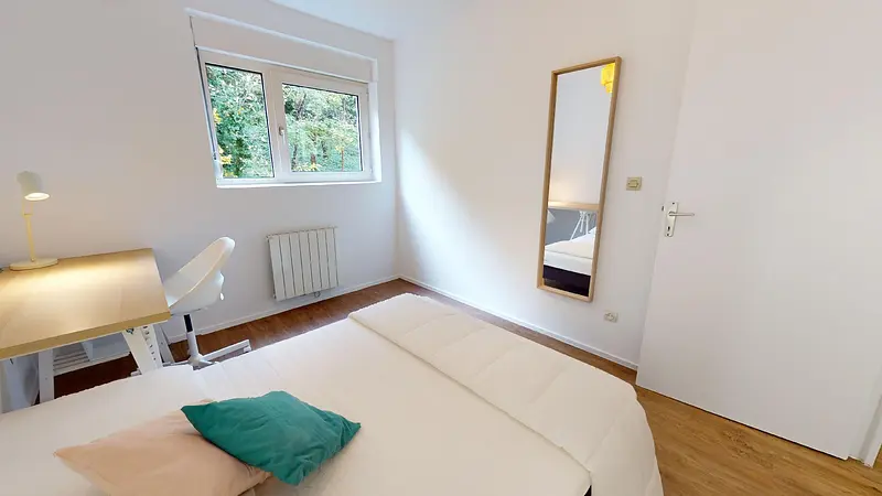 Photo du 99 Avenue Du 25e Régiment De Tirailleurs Sénégalais, 69009 Lyon, France Lyon