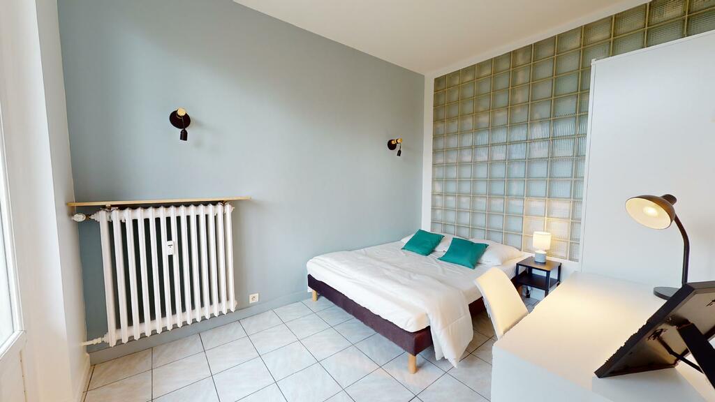 Photo du 170 Grande Rue De La Guillotière, 69007 Lyon, France Lyon