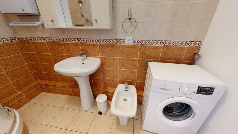 Photo du 87 rue du 1er mars 1943, 69100 Villeurbanne, France Villeurbanne