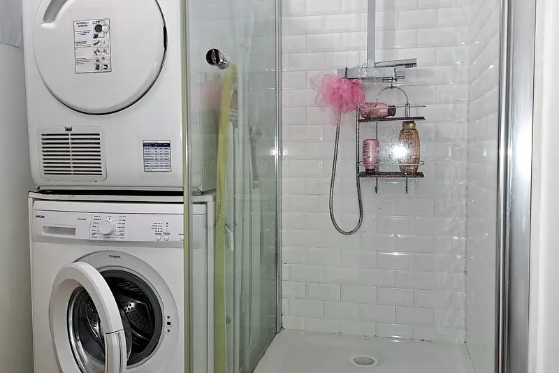 Photo du 4 Place Du Tertre, 95000 Cergy, France Cergy