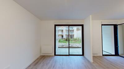 Photo du 27 Rue Du Champ-De-Mars, 51100 Reims, France Reims