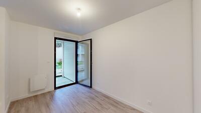 Photo du 27 Rue Du Champ-De-Mars, 51100 Reims, France Reims