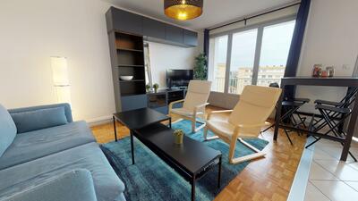 Photo du 107 Avenue Pierre Brossolette, 69500 Bron, France Bron