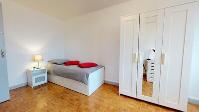 Photo du 107 Avenue Pierre Brossolette, 69500 Bron, France Bron