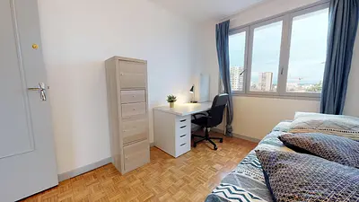 Photo du 107 Avenue Pierre Brossolette, 69500 Bron, France Bron