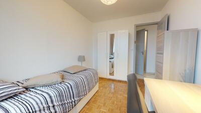 Photo du 107 Avenue Pierre Brossolette, 69500 Bron, France Bron