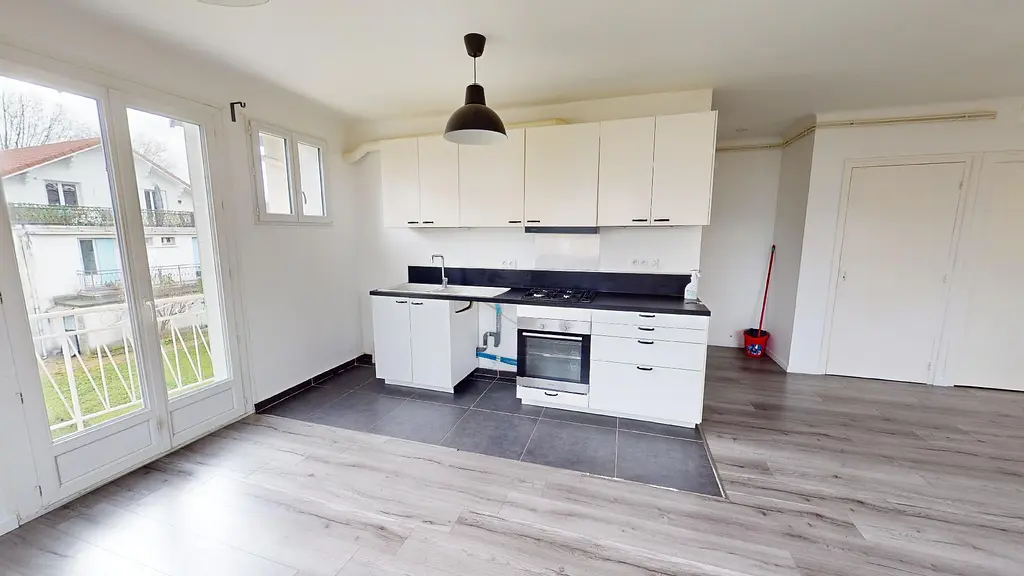 Photo du 2 Rue René Thomas, 38130 Échirolles, France Échirolles