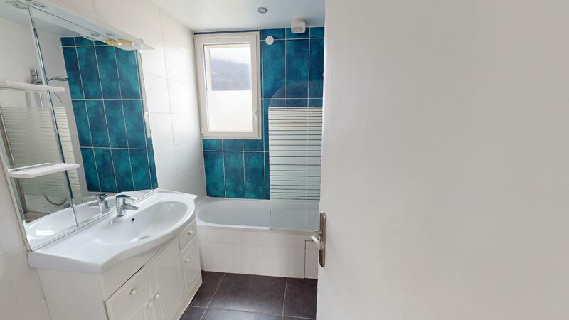 Photo du 2 Rue René Thomas, 38130 Échirolles, France Échirolles