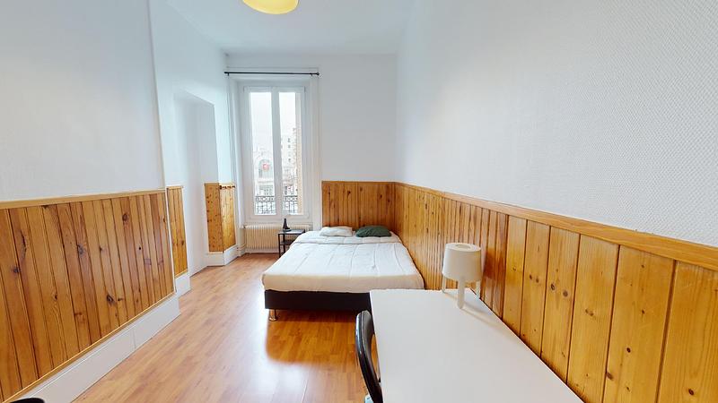 Photo du 8 Place Bellevue, 42100 Saint-Étienne, France Saint-Étienne