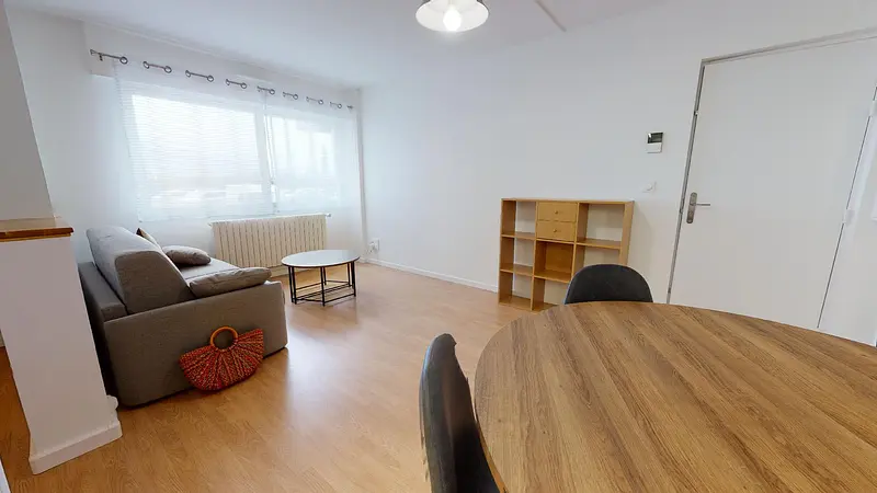 Photo du 10 avenue Rhin et Danube, T2 Droite, 38100 Grenoble, France Grenoble