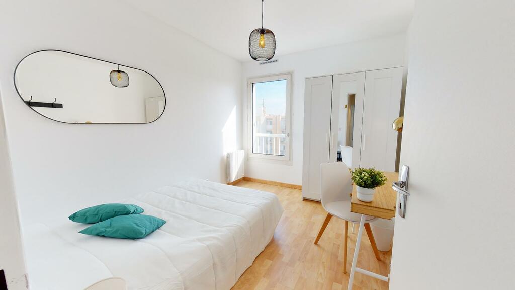 Photo du 123 Rue Challemel-Lacour, 69008 Lyon, France Lyon