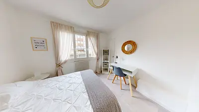 Photo du 17 rue professeur Roux , 69200 Vénissieux, France Vénissieux