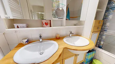 Photo du 19 Rue Des Trois Pierres, 69007 Lyon, France Lyon