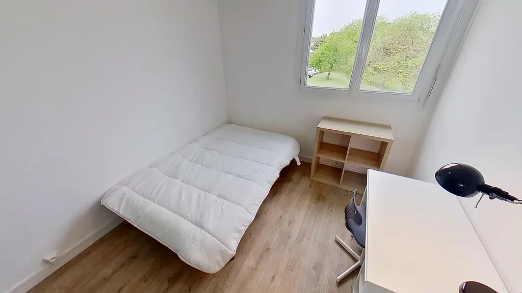 Photo du 17 square Béziat Résidence du Parc Palmer IV, 33150 Cenon, France Cenon