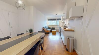 Photo du 6 Avenue Leclerc, 69007 Lyon, France Lyon