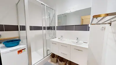 Photo du 6 Avenue Leclerc, 69007 Lyon, France Lyon