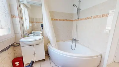 Photo du 22 Rue Du Lieutenant-Colonel Girard, 69007 Lyon, France Lyon