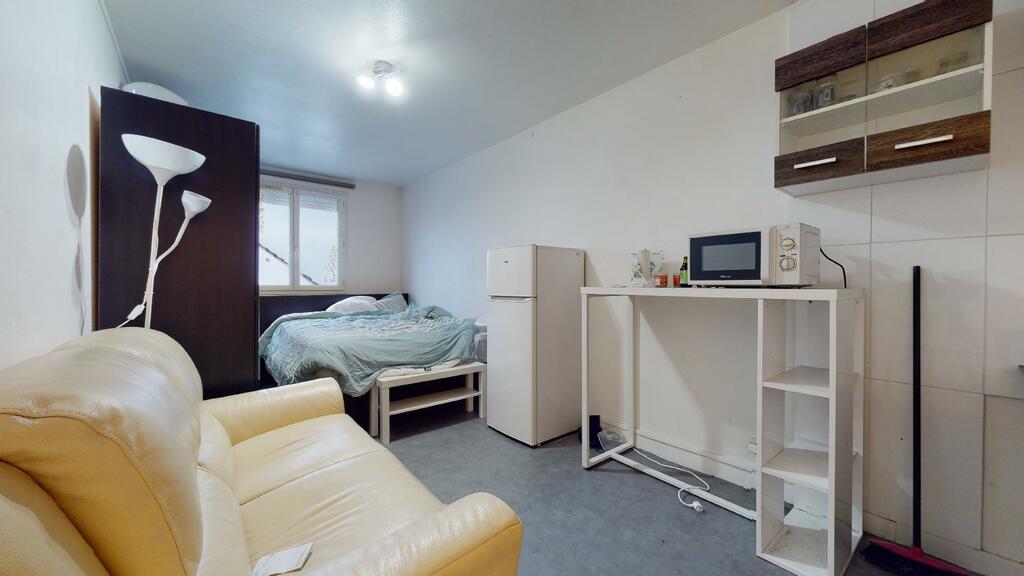 Photo du 1 Place Des F.F.I., 91310 Leuville-sur-Orge, France Leuville-sur-Orge