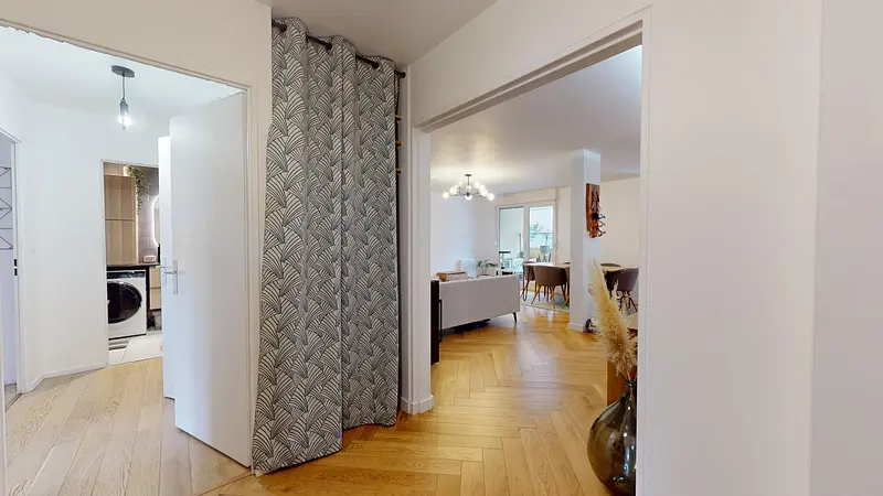 Photo du 6 Rue Claude Veyron, 69007 Lyon, France Lyon