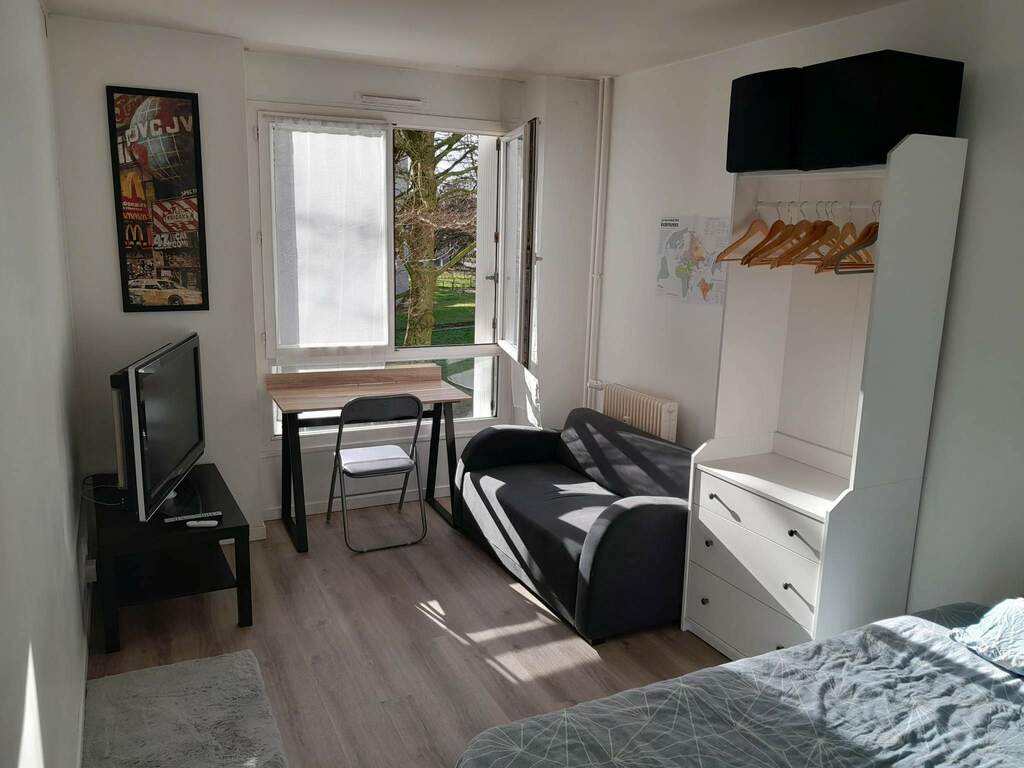 Photo du 14 Square De Setúbal, 35200 Rennes, France Rennes