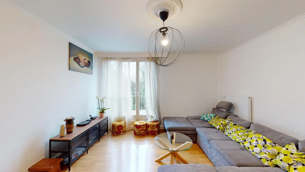 Photo du 152 Avenue Émile Cossonneau, 93160 Noisy-le-Grand, France Noisy-le-Grand