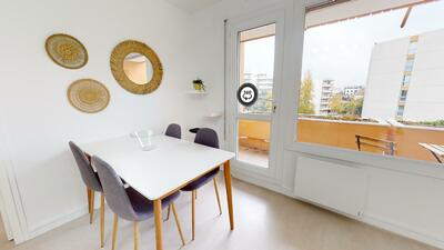 Photo du 135 rue Challemel-Lacour, 69008 Lyon, France Lyon