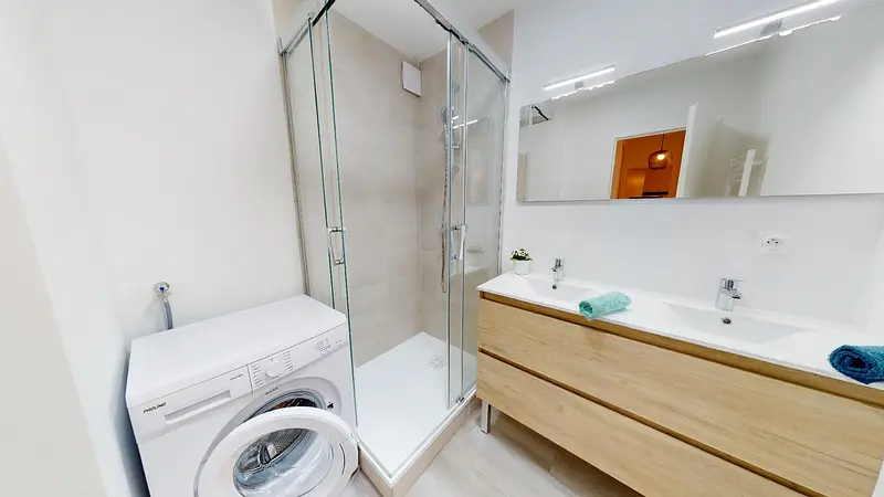 Photo du 135 rue Challemel-Lacour, 69008 Lyon, France Lyon