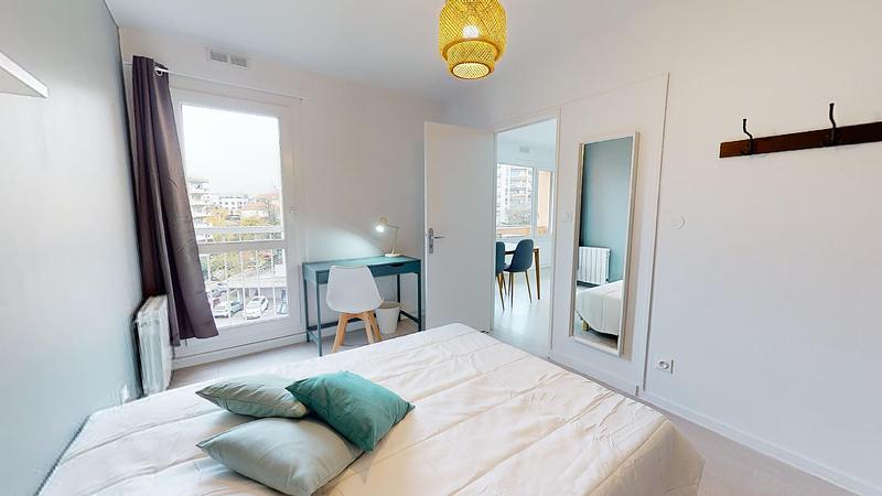 Photo du 135 rue Challemel-Lacour, 69008 Lyon, France Lyon