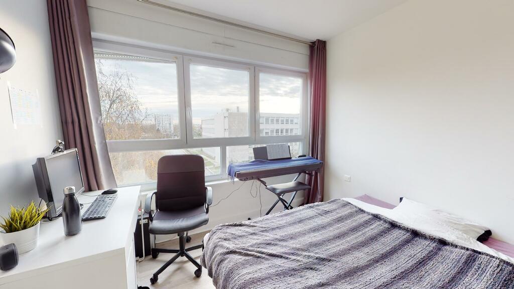 Photo du 6 Place Colbert, 76130 Mont-Saint-Aignan, France Mont-Saint-Aignan